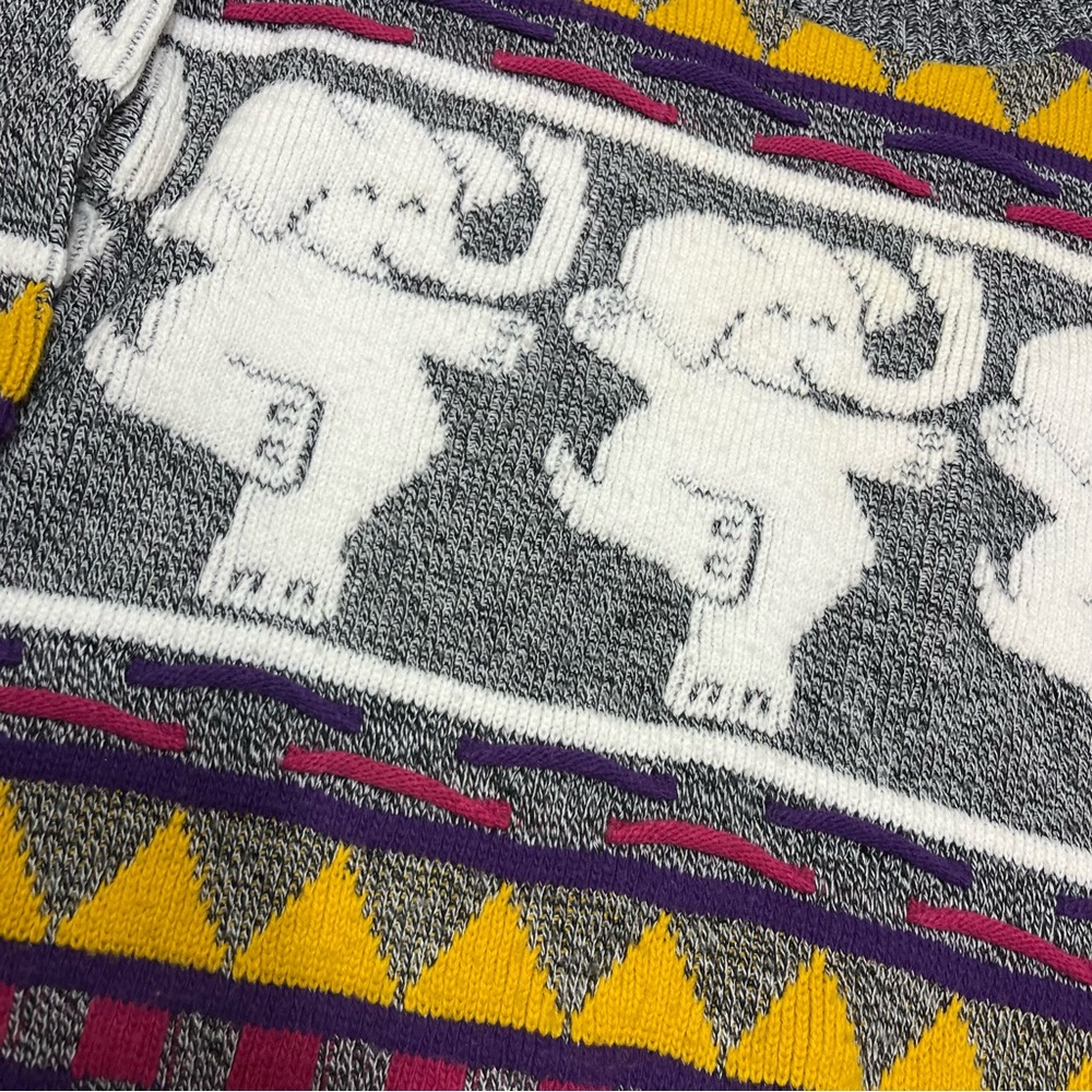 Vintage 80s Dancing Elephant Sweater Unique Colorful Animal Circus Knit - Picture 7 of 9